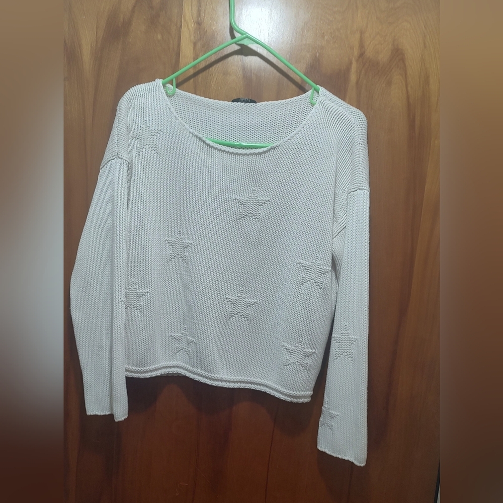 Cream Knit Sweater with Star Pattern